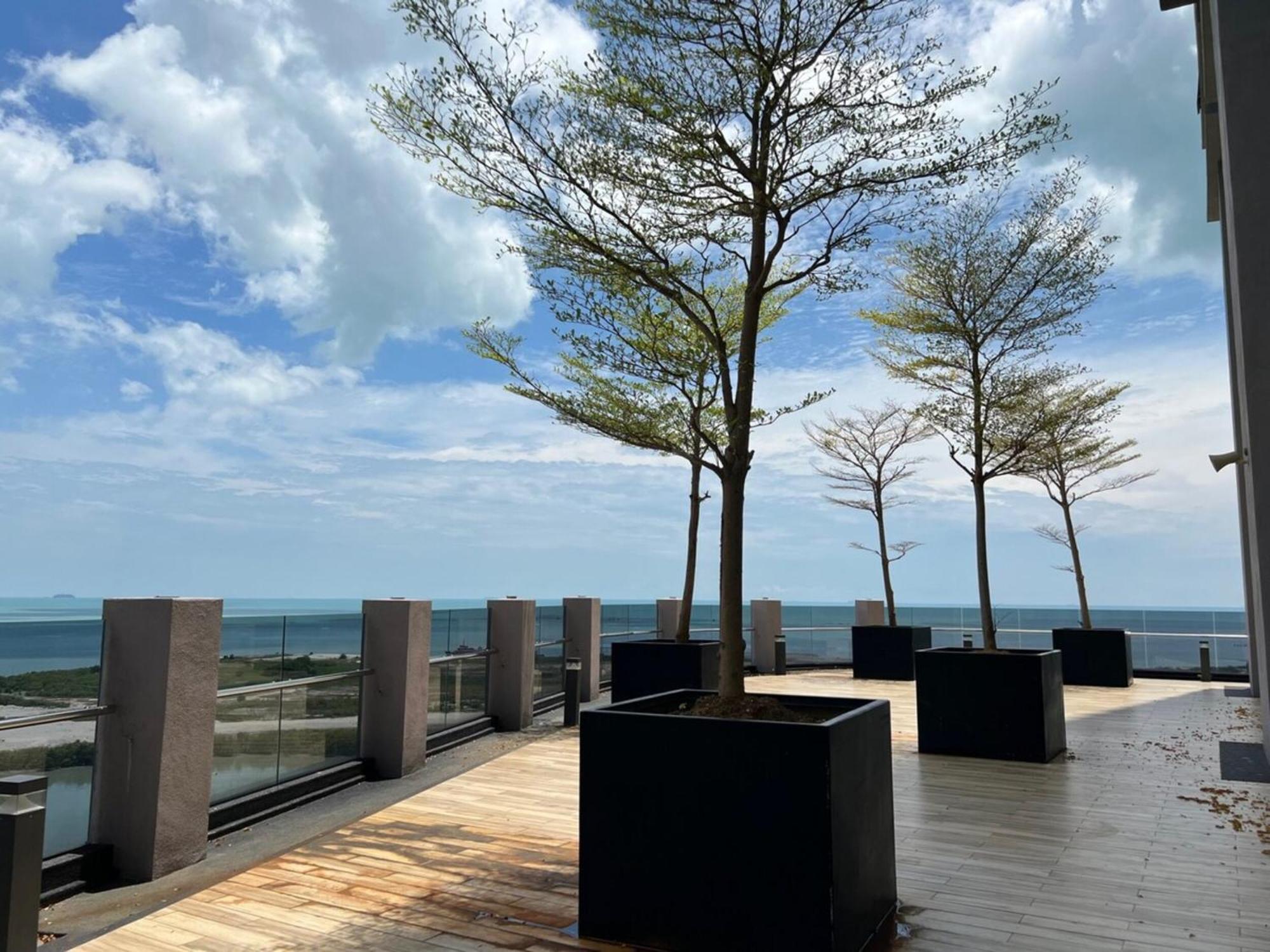 Imperio Residence Melaka Esterno foto