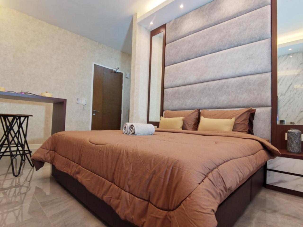 Imperio Residence Melaka Esterno foto