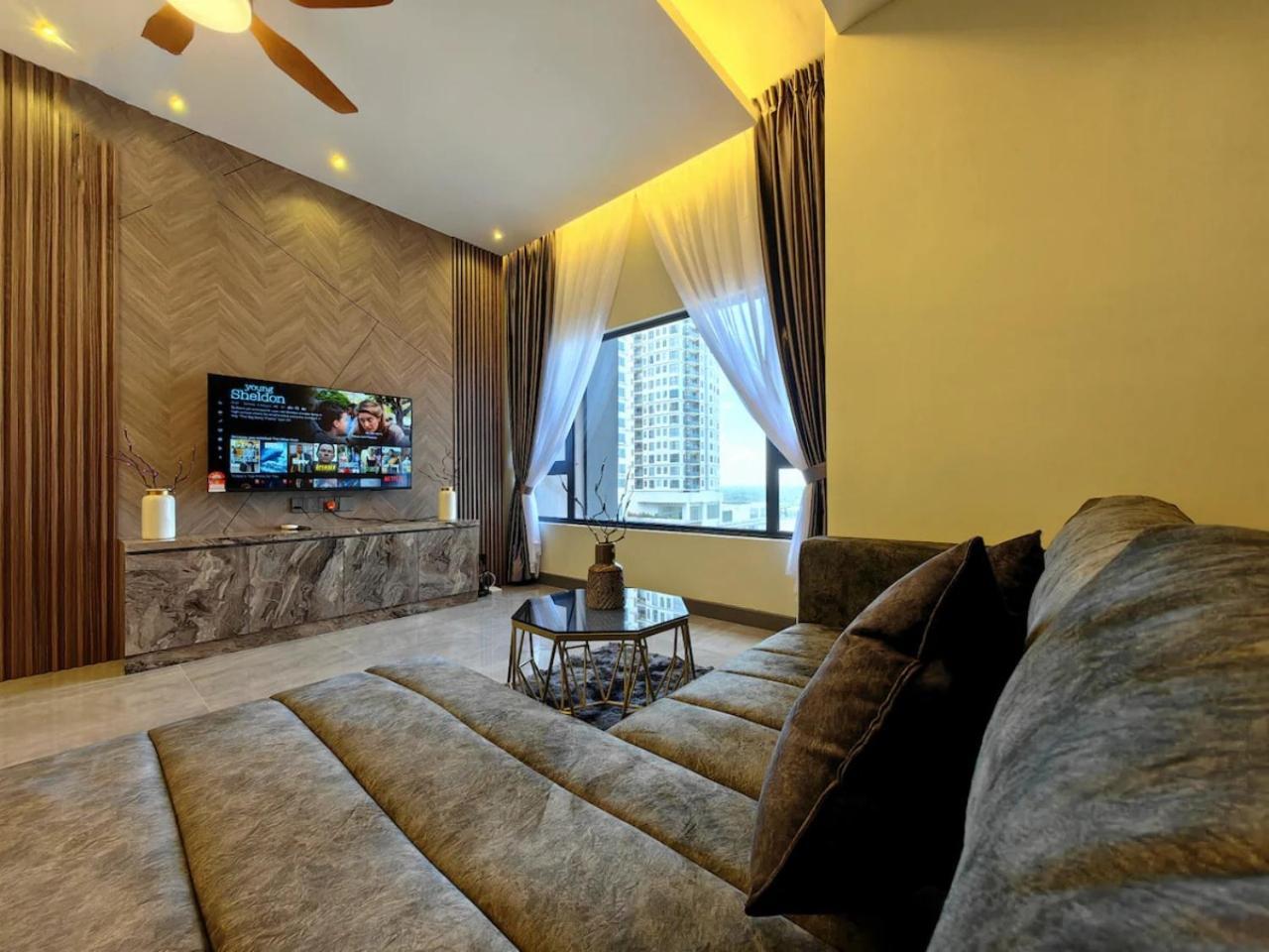 Imperio Residence Melaka Esterno foto
